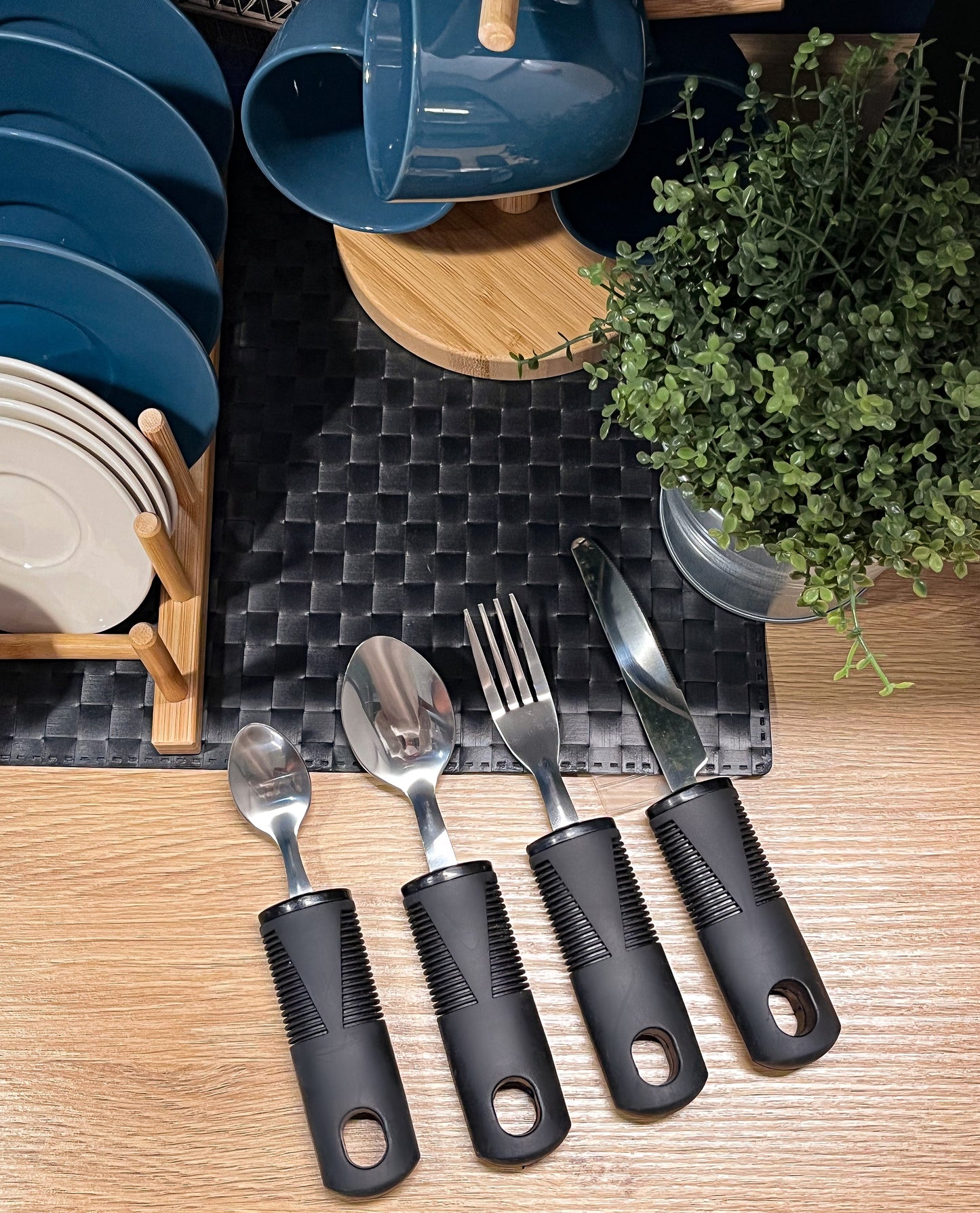 Adaptive Non Weighted Utensils