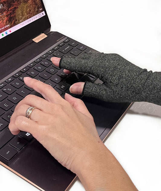 Compression Active Grip Gloves